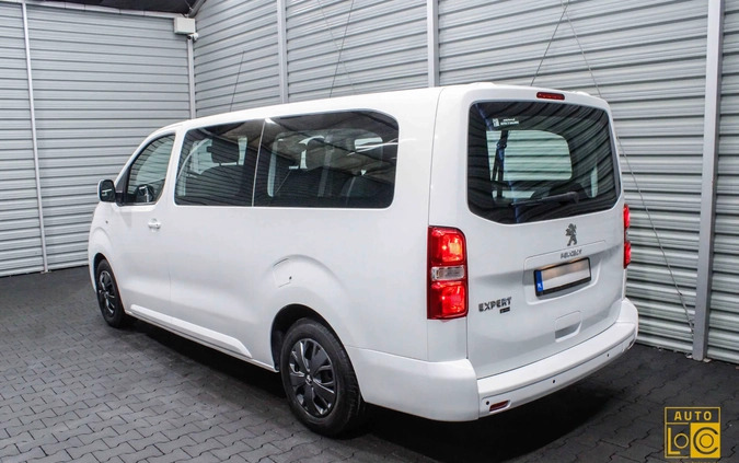 Peugeot Traveller cena 109888 przebieg: 73000, rok produkcji 2018 z Cieszyn małe 254